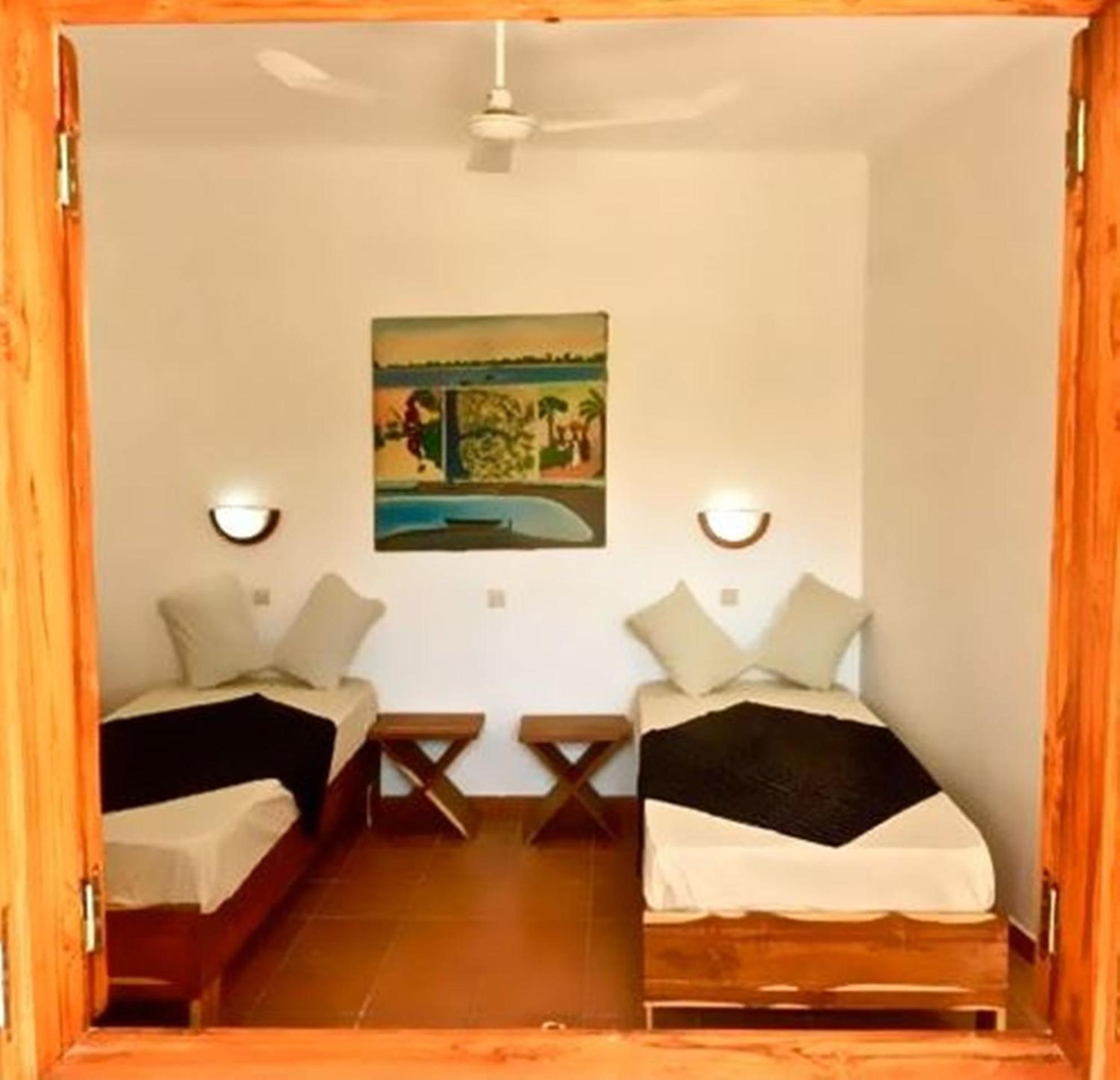 Casa Motel ซิกินชอร์ ภายนอก รูปภาพ
